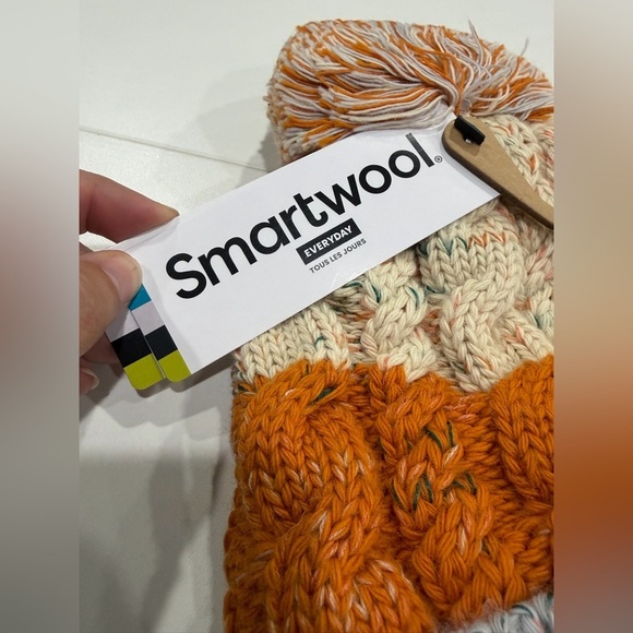 SmartWool Isto Retro Beanie Hat Merino Wool Marmalade Orange NWT Adult Cable main image 4